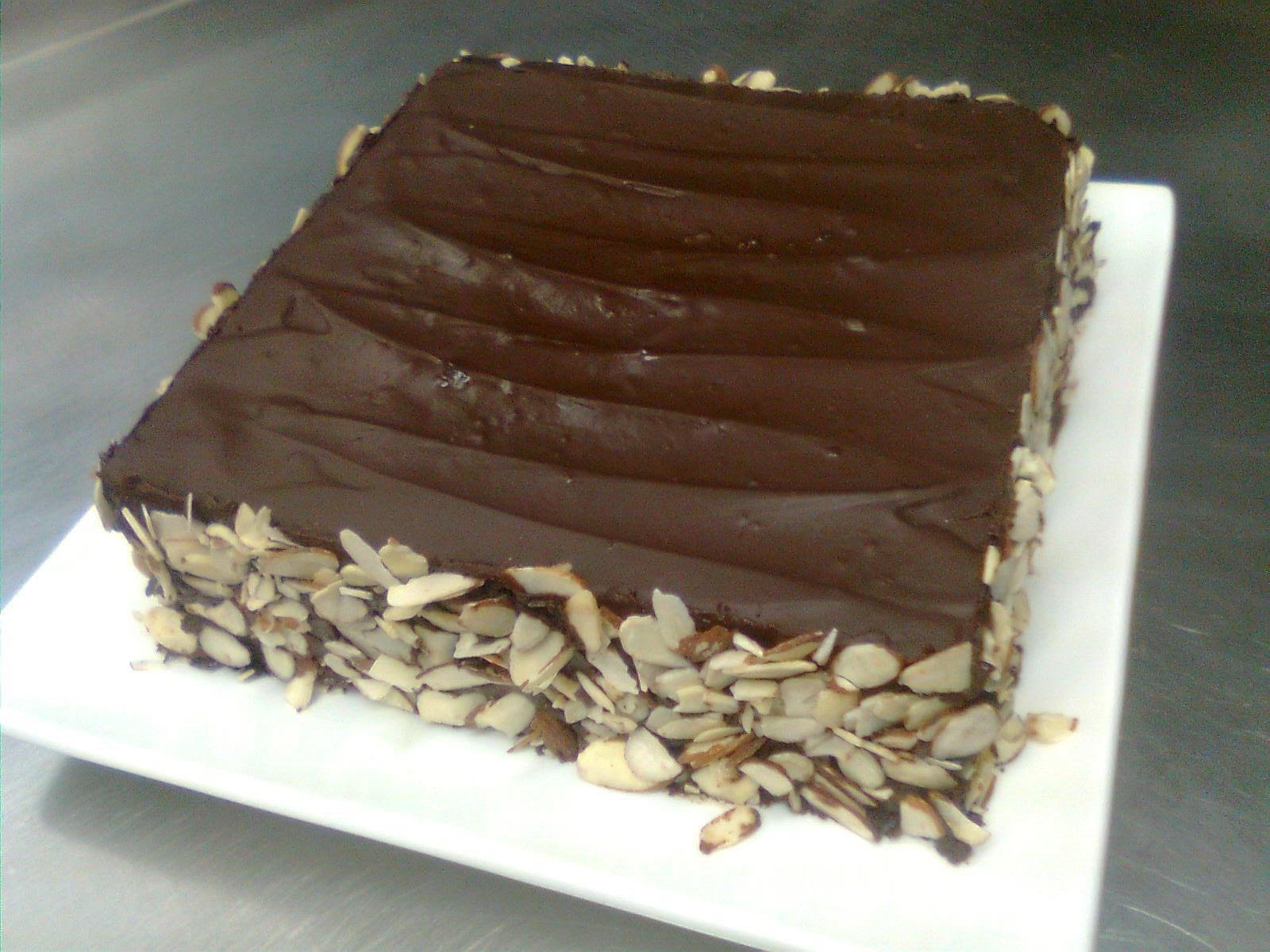 Chocolate Cake with Ganache